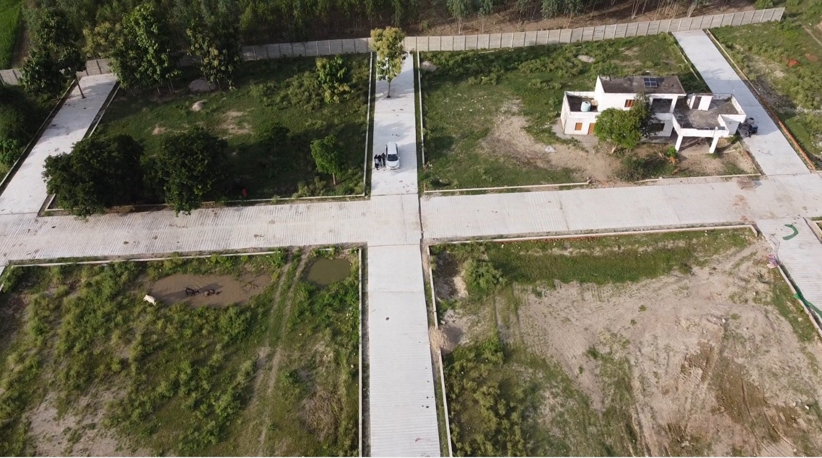 Wide internal roads at the residential plots in Sunderpur area